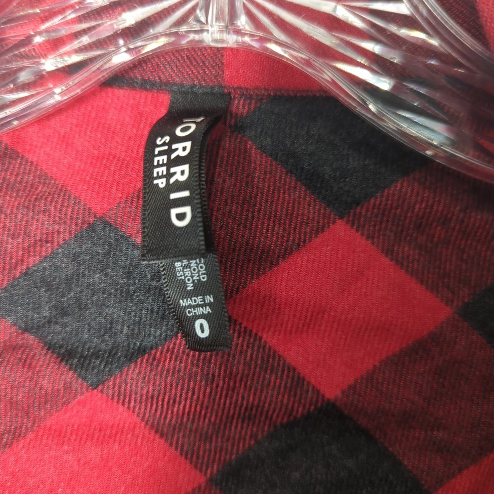 Torrid Womens Size 0(12) Black Red flannel buffalo plaid cropped sleep shirt 121 - Picture 4 of 8
